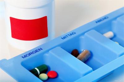 CDE生物藥&ldquo;一致性評(píng)價(jià)&rdquo;規(guī)則來了!萬億醫(yī)藥市場(chǎng)或?qū)⒂瓉砭拮?></a></div>
<div   id=